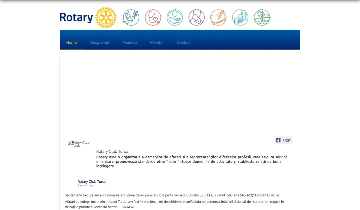 Primul ecran al site-ului vechi Rotary Club Turda: logo, meniu și începutul feed-ului de Facebook